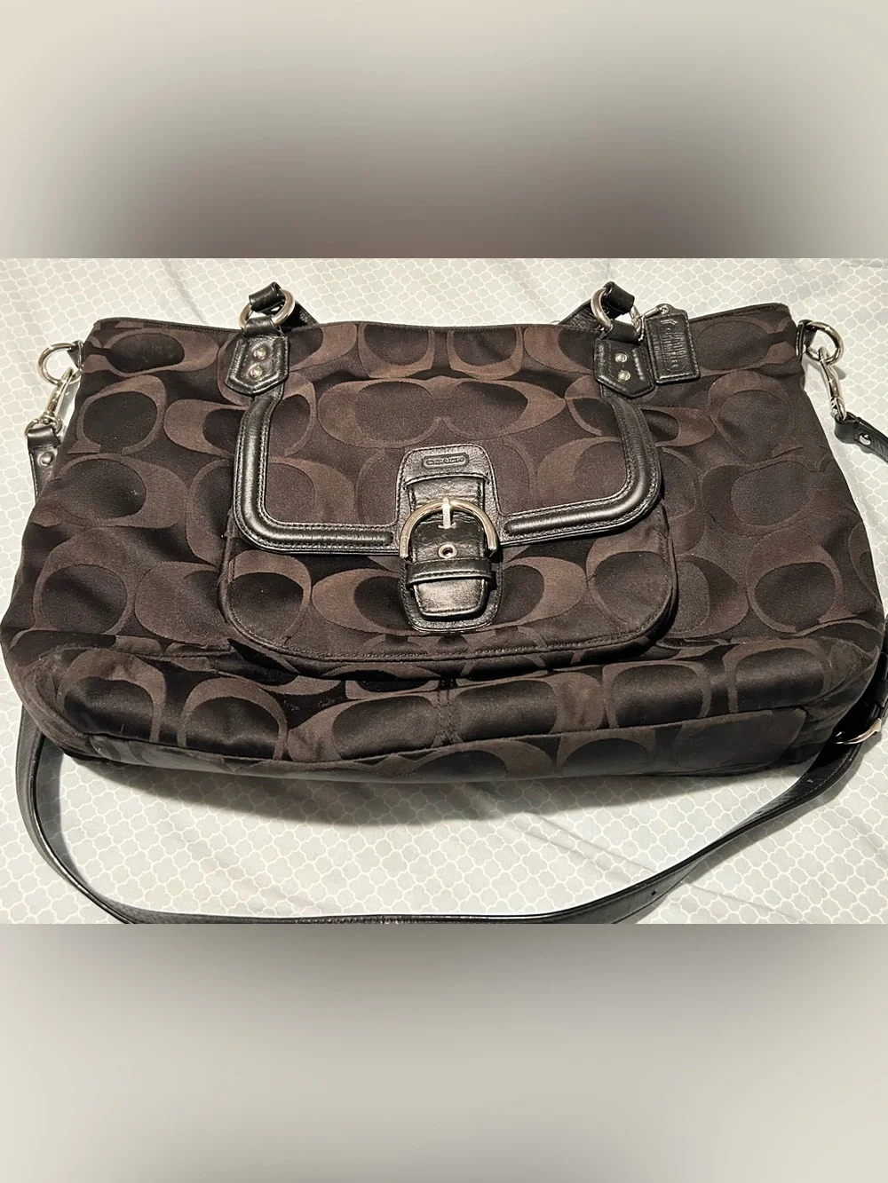Coach Campbell Signature Izzy Satchel